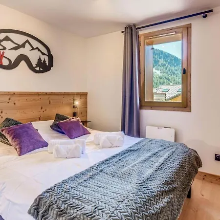 La Tour Du Merle - 4 Pieces Pour 8 Personnes Mae-3257