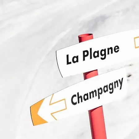 La Tour Du Merle - 4 Pieces Pour 8 Personnes Mae-3257