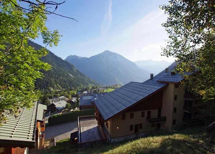 La Tour Du Merle - 4 Pieces Pour 8 Personnes Mae-3257 *