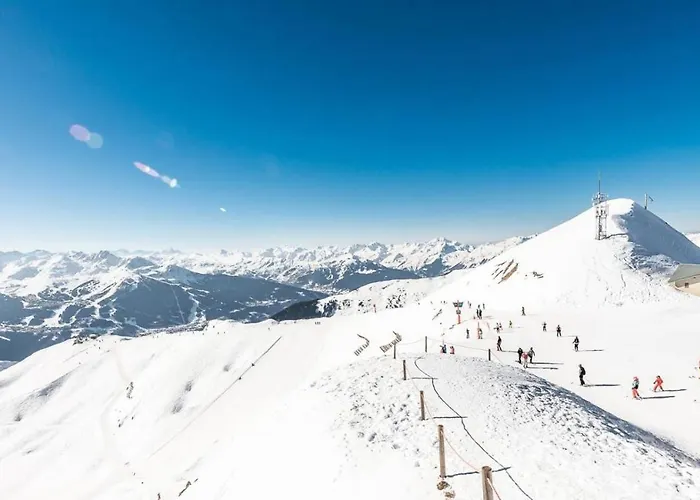 La Tour Du Merle - 4 Pieces Pour 8 Personnes Mae-3257 *